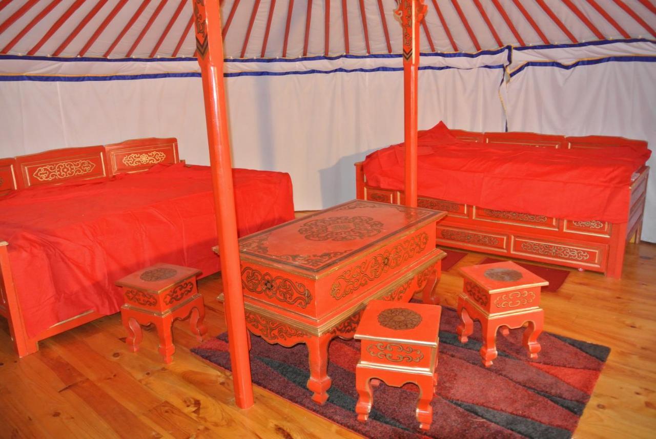 Yourtes Du Bocage Bazoges-en-Pareds Dış mekan fotoğraf