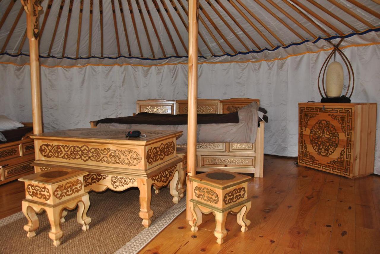 Yourtes Du Bocage Bazoges-en-Pareds Dış mekan fotoğraf